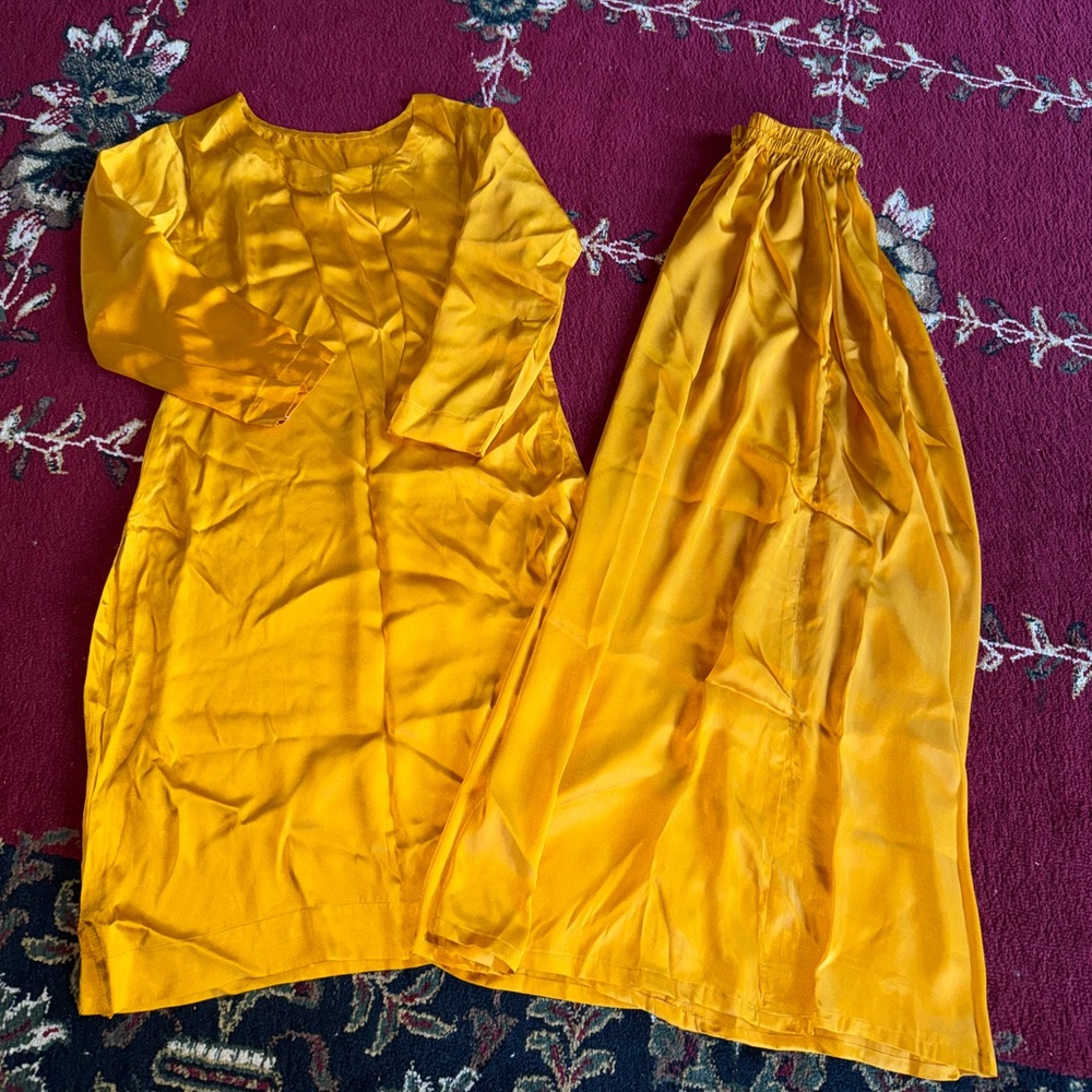 Women’s brand new Indian Pakistani traditional outfit 2 piece palazzo silk suit
